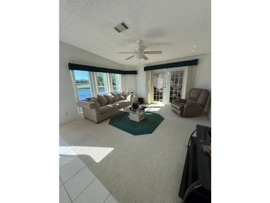 Experience luxury living in the sought-after The Hamptons Golf & - photo 6