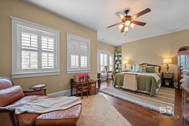 PRICE IMPROVEMENT! Check out the new photos! Beautiful custom - photo 33