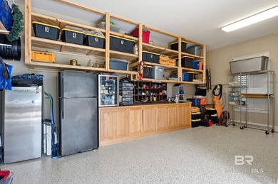 PRICE IMPROVEMENT! Check out the new photos! Beautiful custom - photo 36