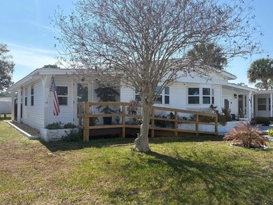 (COMPLETELY RENOVATED FROM TOP TO BOTTOM) Welcome to the very - photo 6