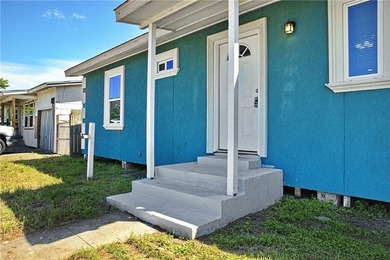 Beautiful, well maintained 4 bedroom 2 bath home ready for new - photo 2