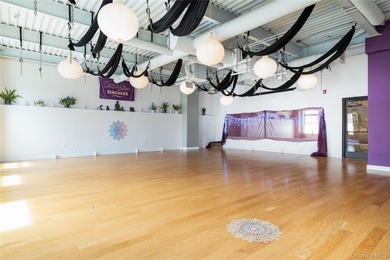 Premier commercial building located in the heart of vibrant - photo 11