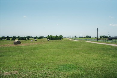 20 acres. Working Boat and RV Storage Business. Barndominium - photo 13