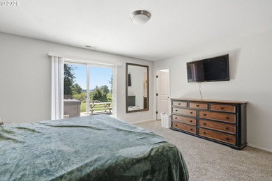 Enjoy RIVERFRONT living in this beautiful 2023 built home - photo 14