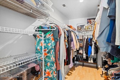 Welcome to this beautifully updated 3-bedroom, 2-bath home - photo 16