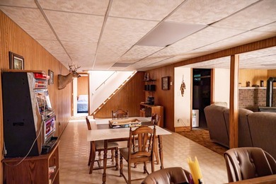 Spacious home on 5 private, quiet acres near Castle Rock Lake - photo 24
