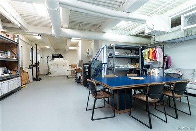 Premier commercial building located in the heart of vibrant - photo 30