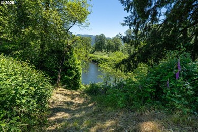 Enjoy RIVERFRONT living in this beautiful 2023 built home - photo 30