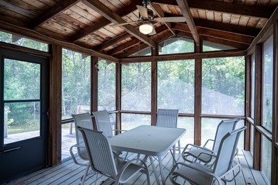 Spacious home on 5 private, quiet acres near Castle Rock Lake - photo 32