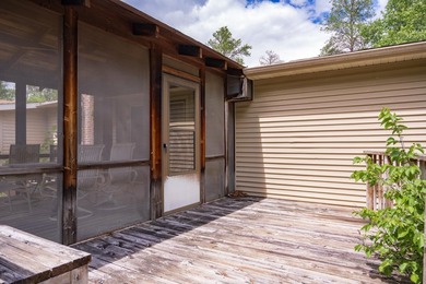 Spacious home on 5 private, quiet acres near Castle Rock Lake - photo 33