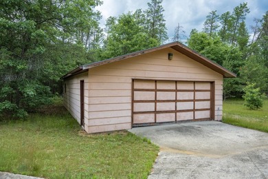 Spacious home on 5 private, quiet acres near Castle Rock Lake - photo 38