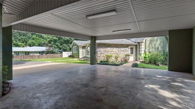 Lake Tuscaloosa home with approx. 115 +/ - water frontage. This - photo 5