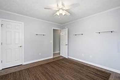 Welcome to your dream coastal retreat! This stunning 4-bedroom - photo 11