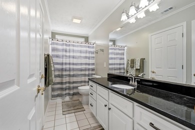 Welcome to your dream coastal retreat! This stunning 4-bedroom - photo 12
