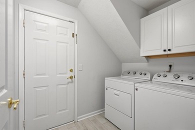 Welcome to your dream coastal retreat! This stunning 4-bedroom - photo 15