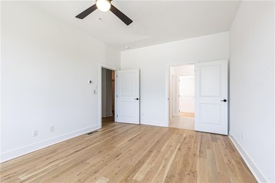 Luxury living reaches new heights at Plateau West. This - photo 16