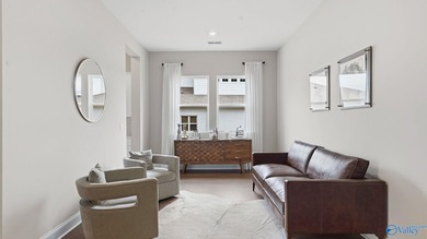 Enjoy peaceful mountain views in this exceptional 5BR/4BA home - photo 18