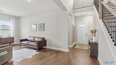 Enjoy peaceful mountain views in this exceptional 5BR/4BA home - photo 19