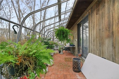 WATERFRONT Compound on Stafford Pond, with over 7 acres of - photo 19