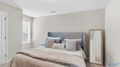 Enjoy peaceful mountain views in this exceptional 5BR/4BA home - photo 29