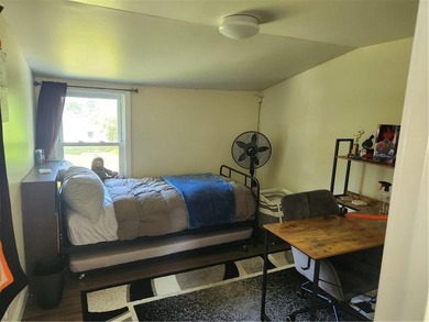 WATERFRONT Compound on Stafford Pond, with over 7 acres of - photo 31