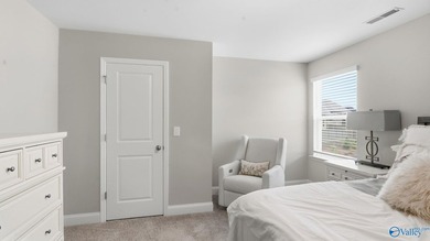 Enjoy peaceful mountain views in this exceptional 5BR/4BA home - photo 35