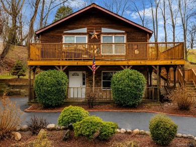Chalet-style home built in 1986 with approx. 2,396 sq ft of - photo 1