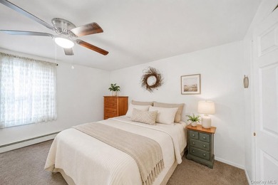 Chalet-style home built in 1986 with approx. 2,396 sq ft of - photo 9