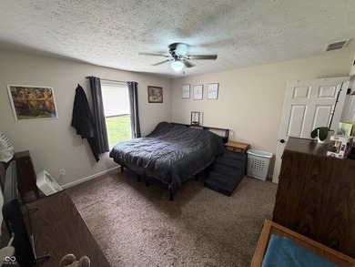 Welcome home to Heritage Lake! This move-in ready 3-bedroom - photo 11