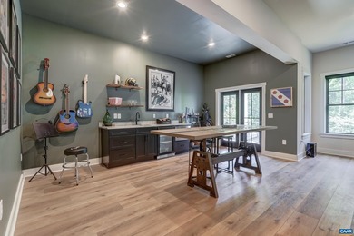 Like-new, stunning 3,700 sq ft modern farmhouse in Old Trail - photo 43