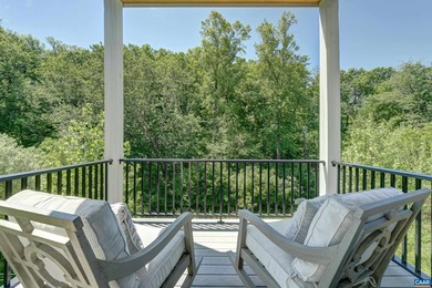 Like-new, stunning 3,700 sq ft modern farmhouse in Old Trail - photo 49