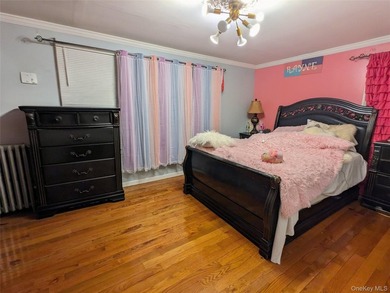 Beautifully Renovated Detached Colonial - This stunning - photo 11