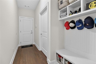 Beautifully upgraded ranch home located in the sought-after - photo 38