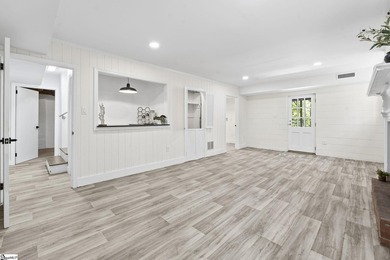 A rare offering in Spartanburg, this beautifully reimagined - photo 40