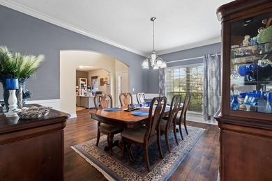 Luxury Living in Gated Nature Trail | 6BR + Bonus | Seller - photo 6
