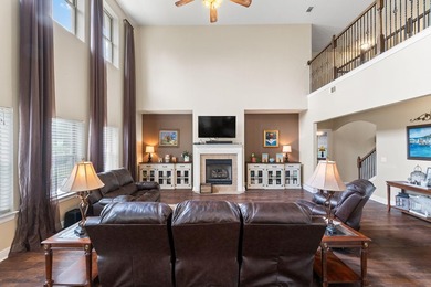 Luxury Living in Gated Nature Trail | 6BR + Bonus | Seller - photo 9