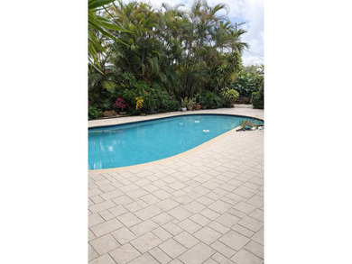 (private lake, pond, coastal) Home For Sale in Miami Florida