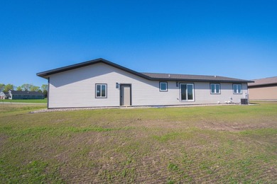 Welcome to this newly built 4 bedroom, 3 bathroom home offering - photo 4