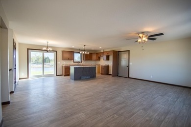 Welcome to this newly built 4 bedroom, 3 bathroom home offering - photo 9