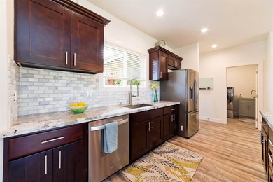 Perfection in Puu Lani Ranch! Immaculate 3 Bedroom, 2.5 Bath - photo 6