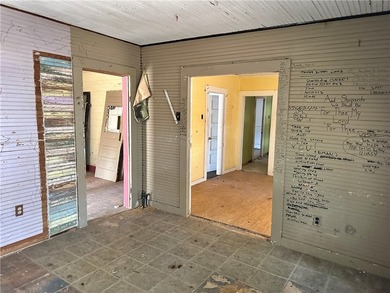 Looking for a prime investment opportunity within walking - photo 5