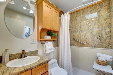 Welcome to 4080 Kuhnle Ave, a warm and inviting Oakland home - photo 28
