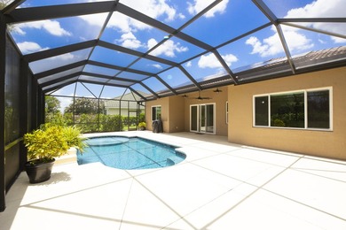 Beautifully remodeled 3BR/2BA heated saltwater pool home in - photo 35