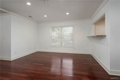 CENTRALLY LOCATED TO THE UNIVERSITY AND DOWNTOWN. OFFICE - photo 7