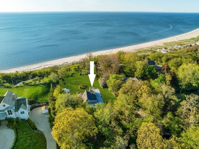 Soundfront! This rare waterfront offering is set on 3.4 bucolic - photo 1