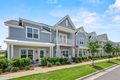 Lake Townhome/Townhouse For Sale in Wilmington, North Carolina