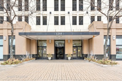 Lake Michigan - Cook County Home Active Under Contract in Chicago Illinois