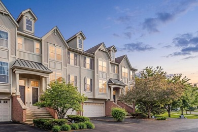(private lake, pond, creek) Townhome/Townhouse For Sale in Aurora Illinois