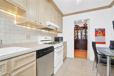 Welcome to Linden Towers Co-op in the heart of North Flushing! - photo 11