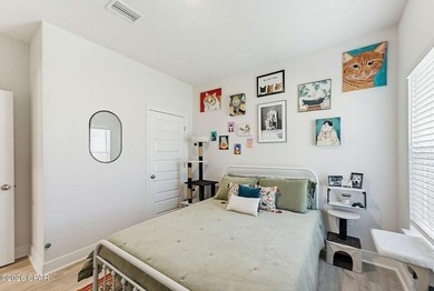 Welcome home! Perfectly maintained and tastefully decorated 2022 - photo 22